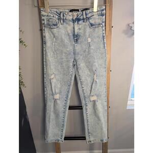 Kendall + Kylie Light Wash Distressed Jeans 7/28